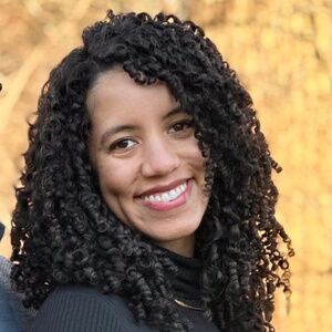 Meet your Posher, Monica